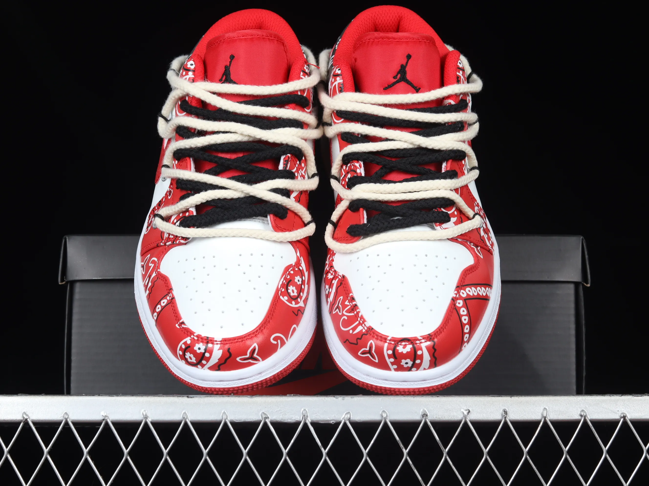 All categories Air Jordan Jordan series basketball shoes Air Jordan 1 Low Air Jordan 1 Low AJ1 Joe 1 customized version Vibe flavor deconstruction sports culture basketball shoes DC0774-840
